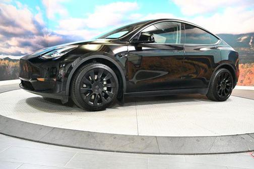 Solid Black 2022 Tesla Model Y Long Range Dual Motor All-Wheel Drive