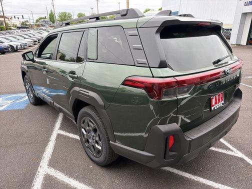 Deep Emerald Green Pearl 2026 Subaru Outback Premium