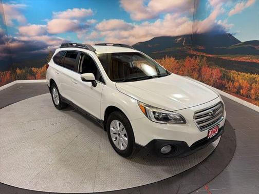 Crystal White Pearl 2017 Subaru Outback 2.5i Premium