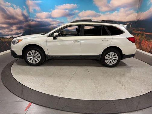 Crystal White Pearl 2017 Subaru Outback 2.5i Premium