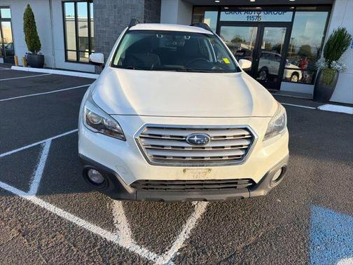 Crystal White Pearl 2017 Subaru Outback 2.5i Premium