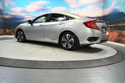 Lunar Silver Metallic 2018 Honda Civic EX-L