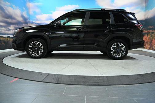Crystal Black Silica 2025 Subaru Forester Premium