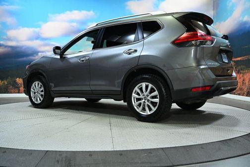 Gun Metallic 2017 Nissan Rogue SV