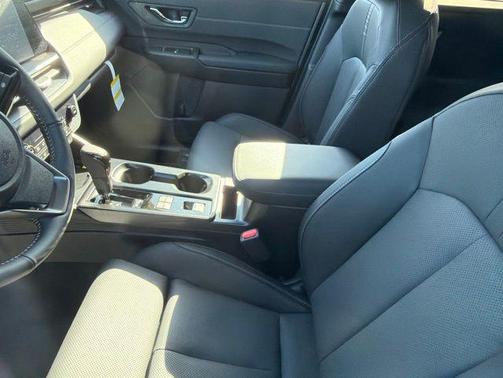 Crystal Black Silica 2026 Subaru Outback Touring XT