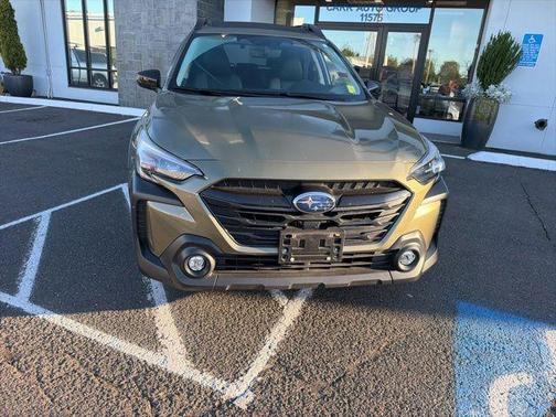 Autumn Green Metallic 2025 Subaru Outback Onyx Edition