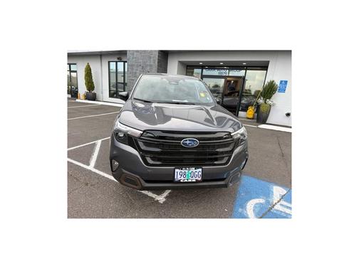 Magnetite Gray Metallic 2025 Subaru Forester Sport