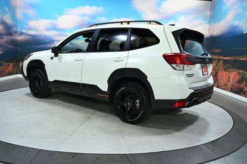 Crystal White Pearl 2025 Subaru Forester Wilderness