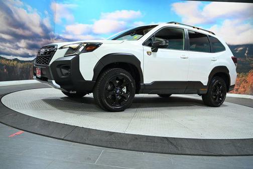 Crystal White Pearl 2025 Subaru Forester Wilderness