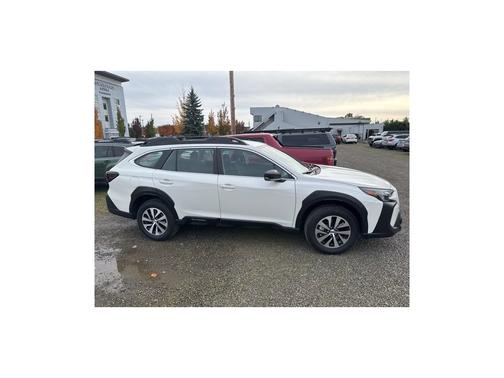 2025 Subaru Outback 2.5i