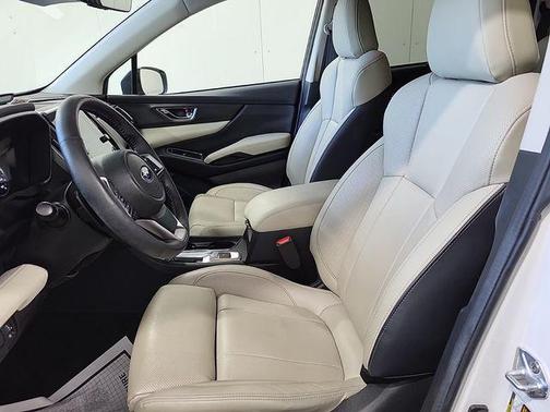 Crystal White Pearl 2023 Subaru Ascent Limited 7-Passenger