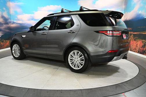 Gray 2017 Land Rover Discovery HSE