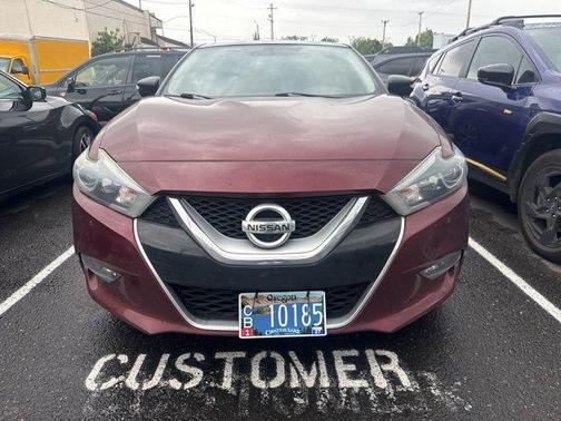 Coulis Red 2017 Nissan Maxima 3.5 Platinum