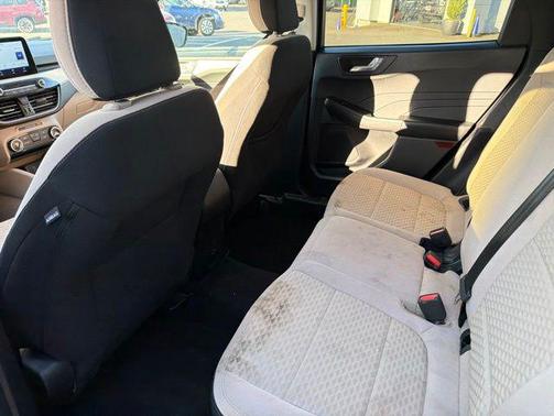 Black Metallic 2021 Ford Escape SE
