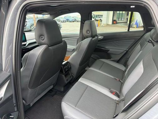 Deep Black Pearl 2023 Volkswagen ID.4 AWD Pro S