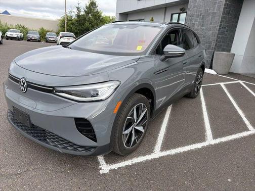 Deep Black Pearl 2023 Volkswagen ID.4 AWD Pro S