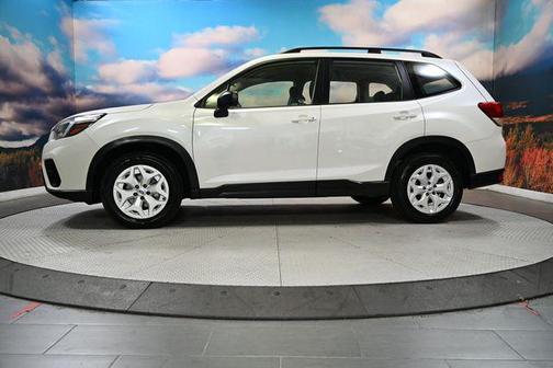 Crystal White Pearl 2021 Subaru Forester Base