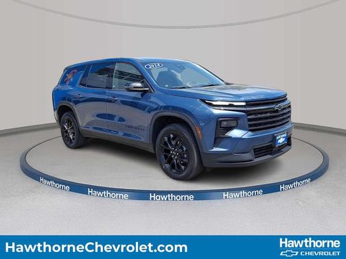 Lakeshore Blue Metallic 2024 Chevrolet Traverse LS