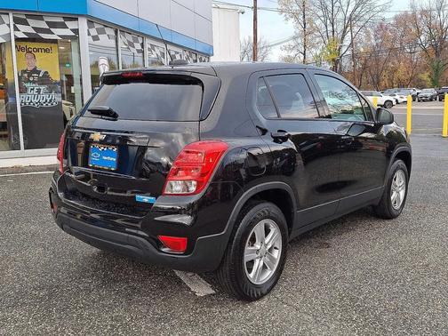 2022 Chevrolet Trax LS