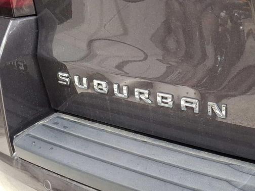 2016 Chevrolet Suburban LS