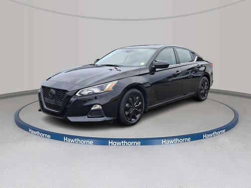 Super Black 2021 Nissan Altima S FWD
