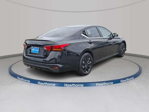 Super Black 2021 Nissan Altima S FWD