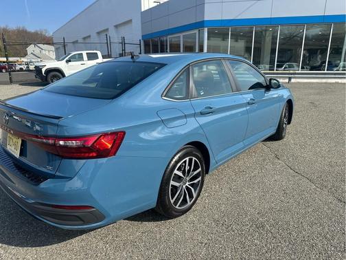 Monterey Blue 2025 Volkswagen Jetta 1.5T SE