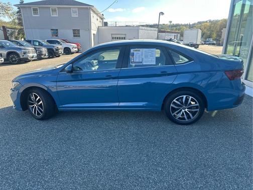 Monterey Blue 2025 Volkswagen Jetta 1.5T SE
