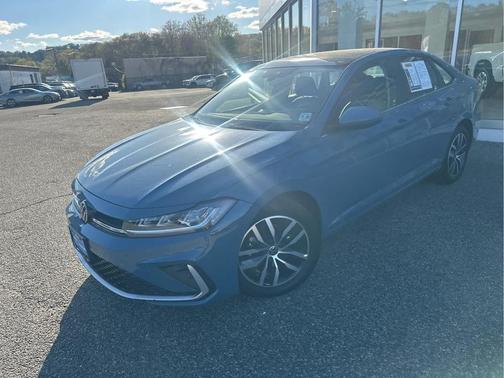 Monterey Blue 2025 Volkswagen Jetta 1.5T SE