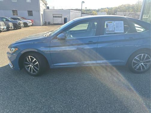 Monterey Blue 2025 Volkswagen Jetta 1.5T SE