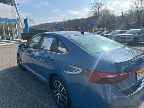 Monterey Blue 2025 Volkswagen Jetta 1.5T SE