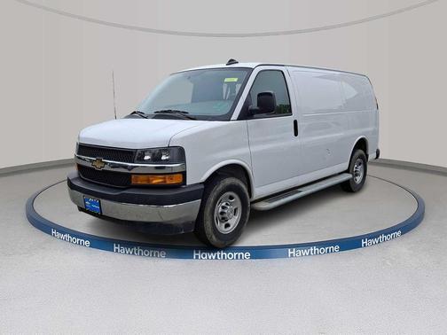 Summit White 2024 Chevrolet Express 2500 LT