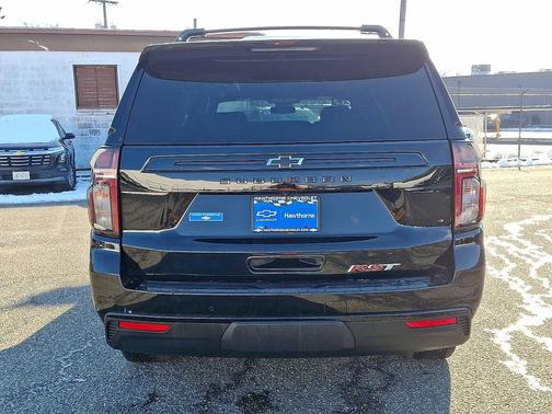 2024 Chevrolet Suburban RST