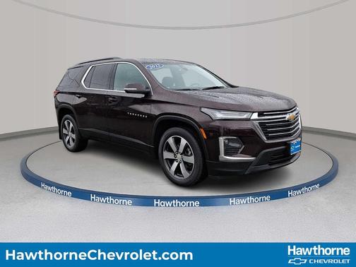 2022 Chevrolet Traverse LT Leather