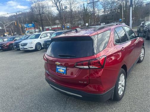 Cherry Red Tintcoat 2022 Chevrolet Equinox 1LT