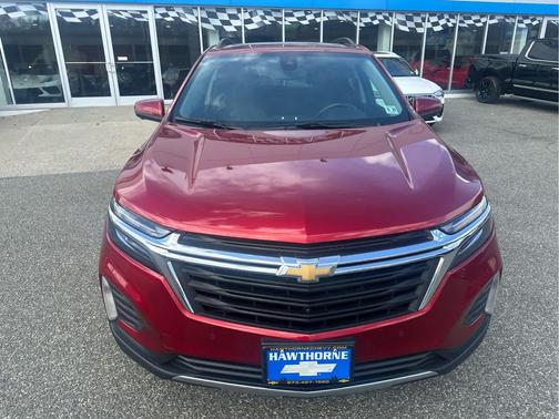 Cherry Red Tintcoat 2022 Chevrolet Equinox 1LT