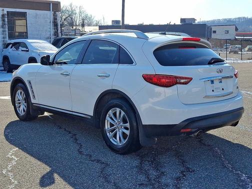 2009 INFINITI FX35 Base