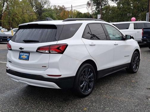 2022 Chevrolet Equinox FWD RS