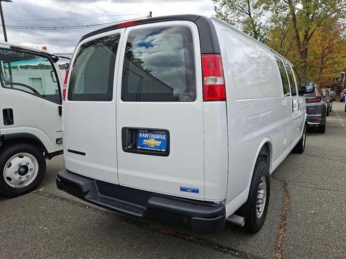 2025 Chevrolet Express 2500 RWD 2500 Extended Wheelbase WT
