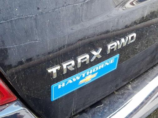 Midnight Blue Metallic 2022 Chevrolet Trax LT