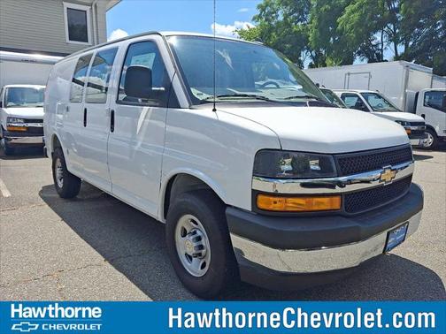 2025 Chevrolet Express 2500 RWD 2500 Regular Wheelbase WT