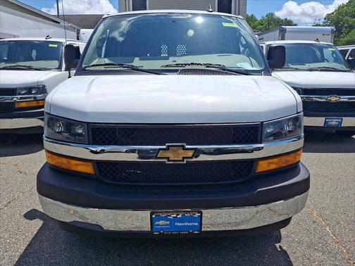 2025 Chevrolet Express 2500 RWD 2500 Regular Wheelbase WT