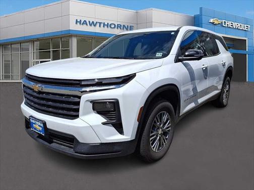2024 Chevrolet Traverse LS