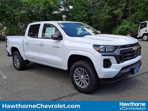 Summit White 2026 Chevrolet Colorado LT