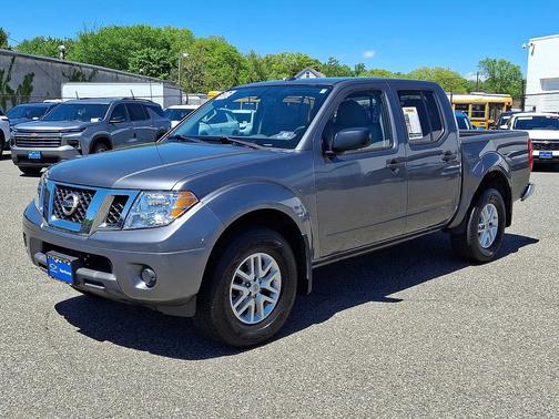 Gun Metallic 2017 Nissan Frontier SV