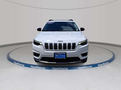 Bright White Clearcoat 2022 Jeep Cherokee Limited
