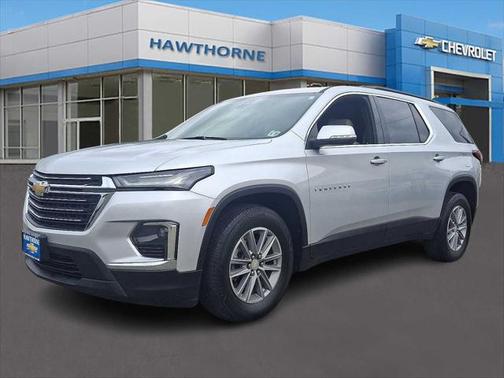 2022 Chevrolet Traverse LT Leather