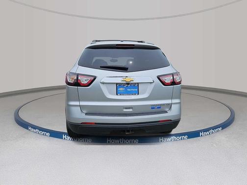 Silver Ice Metallic 2015 Chevrolet Traverse LS