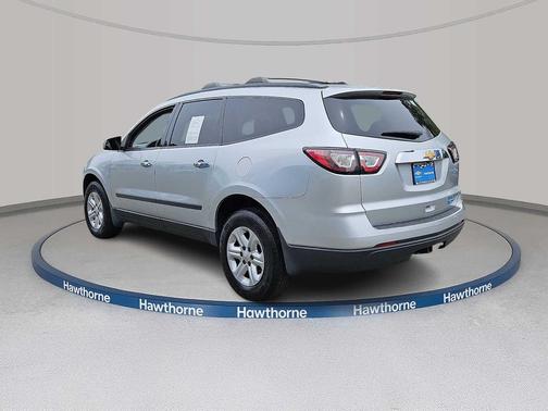 Silver Ice Metallic 2015 Chevrolet Traverse LS