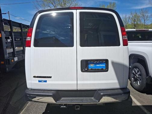 2025 Chevrolet Express 2500 RWD 2500 Regular Wheelbase WT